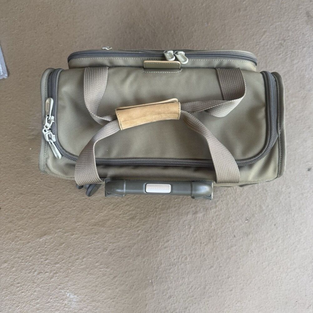 Briggs & Riley BASELINE 2-Wheel Cabin Bag Olive Green Luxury Comfort Luggage - Picture 2 of 16
